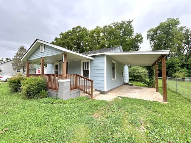 2911 Meridian St N in Huntsville, AL - Building Photo - Building Photo