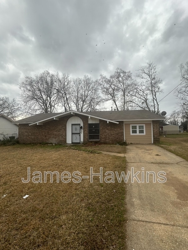 property at 5328 Ira Ln