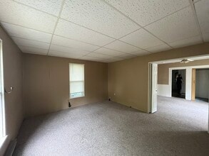 120 Williams St, Unit Upstairs in Jamestown, NY - Building Photo - Building Photo