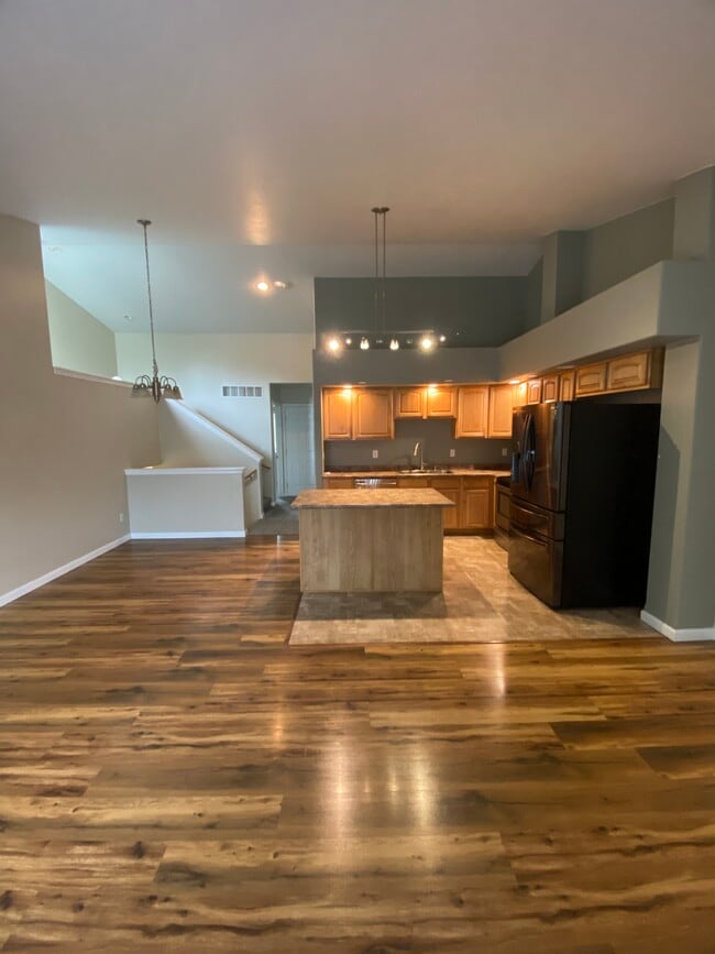 property at 2451 W Success Dr