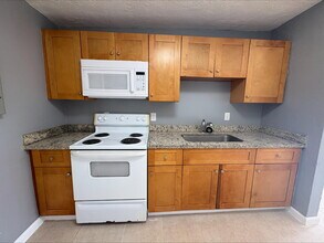 1121 11th St in West Palm Beach, FL - Foto de edificio - Building Photo