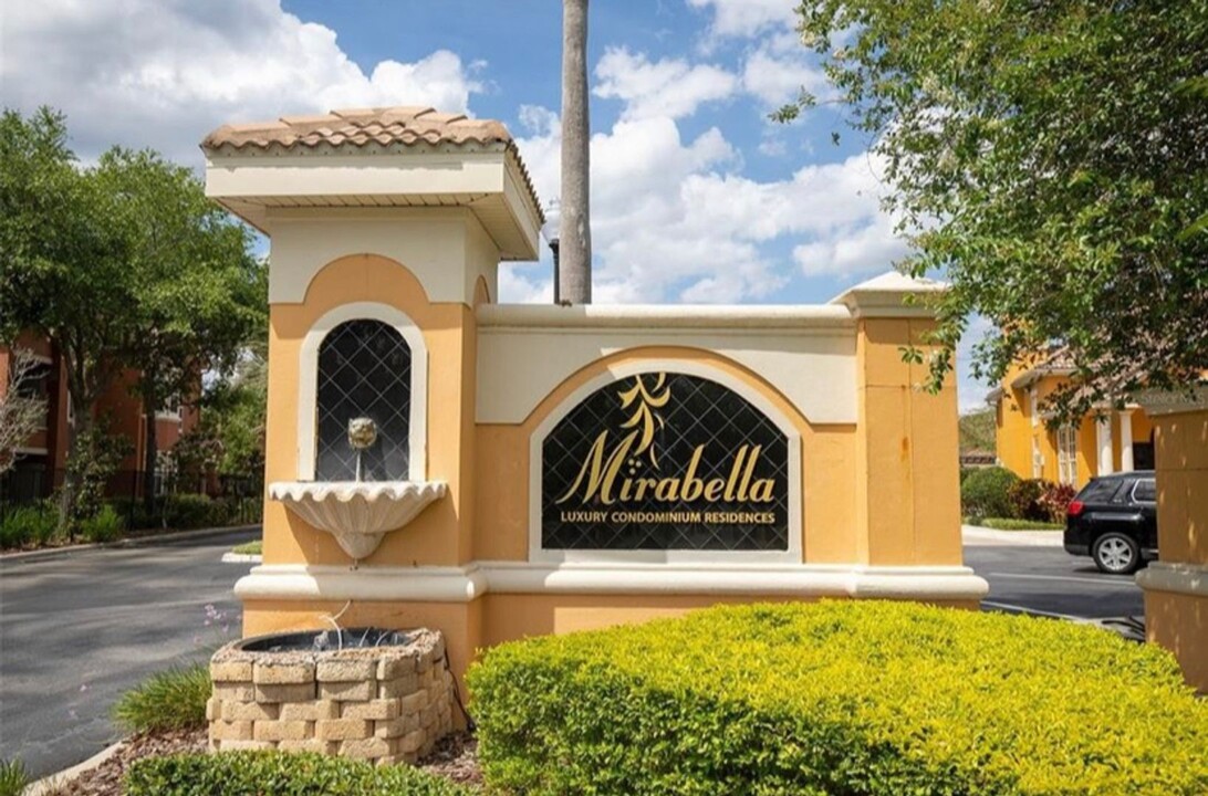 8848 Villa View Cir in Orlando, FL - Foto de edificio