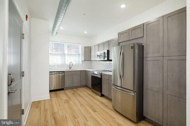 property at 1633 Swain St