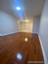 140 Willard St in Lowell, MA - Foto de edificio - Building Photo