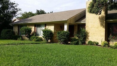 1756 Crystal Way in Plano, TX - Building Photo - Building Photo