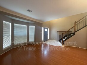 1710 Amber Skyway Cove in Round Rock, TX - Building Photo - Building Photo