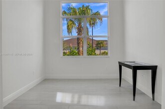 5243 Rivo Alto Cir in Westlake, FL - Building Photo - Building Photo