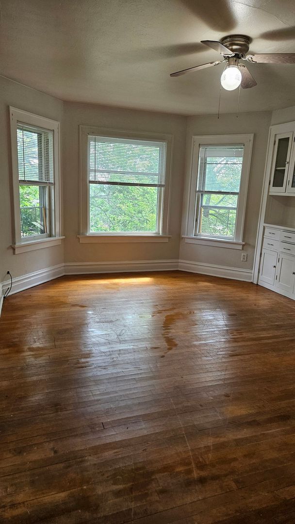 property at 316 S 7th Ave