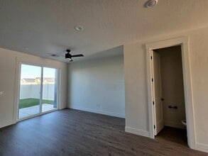 4607 Highgarden Wy in Caldwell, ID - Building Photo - Building Photo