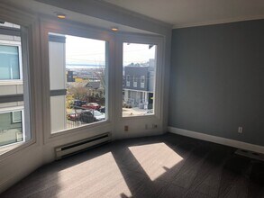 2258 14th Ave W in Seattle, WA - Building Photo - Building Photo