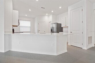 2831 Whitaker Pt in Haines City, FL - Building Photo - Building Photo