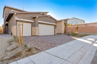 200 Viento Rdg St in Henderson, NV - Building Photo - Building Photo