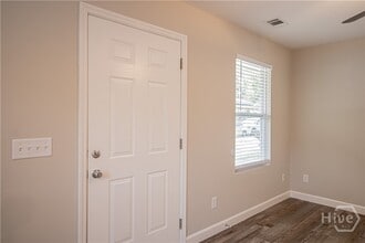 22 Nelson St in Savannah, GA - Building Photo - Building Photo