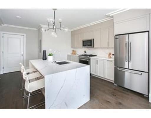 218 Market St, Unit 202