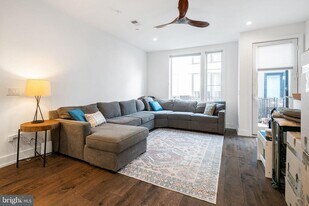 1757 Waterloo St in Philadelphia, PA - Building Photo