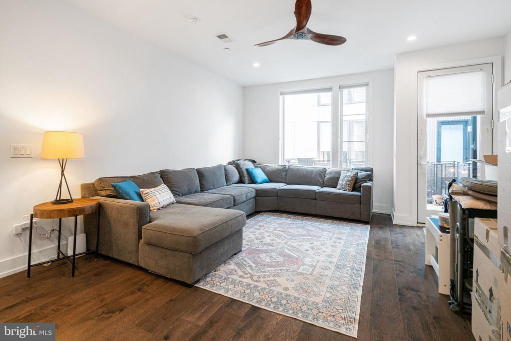 1757 Waterloo St in Philadelphia, PA - Building Photo