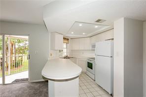 481 Quail Forest Blvd-Unit -B200 in Naples, FL - Building Photo - Building Photo