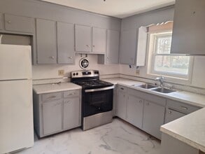 4851 Fenton Mill Rd in Williamsburg, VA - Building Photo - Building Photo