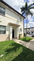 8177 W 36th Ave in Hialeah, FL - Building Photo
