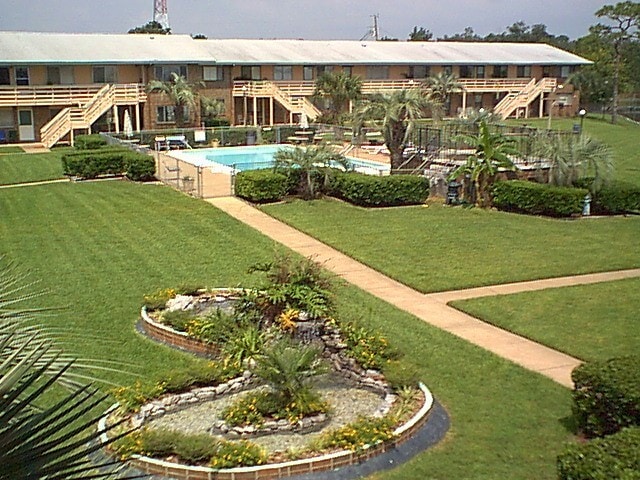 9 Eglin Pky NE, Unit Shalimar Rentals in Fort Walton Beach, FL - Foto de edificio