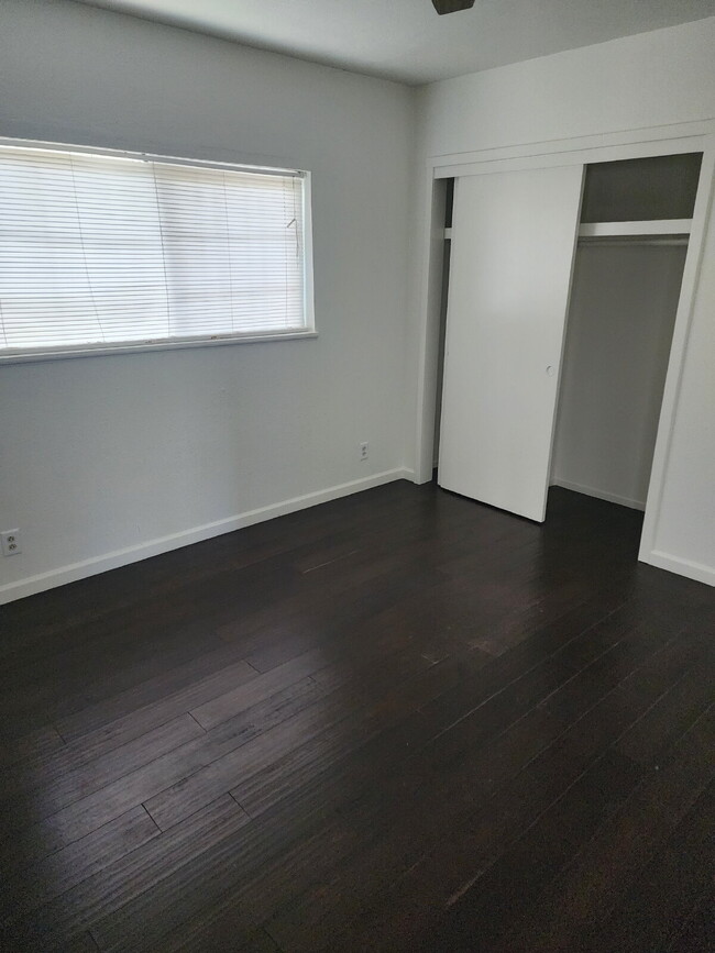 238 W 22nd St in Merced, CA - Building Photo - Building Photo