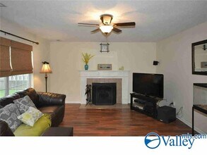 115 Bambi Ln in Madison, AL - Foto de edificio - Building Photo