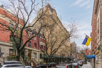 139 W 82nd St in New York, NY - Building Photo - Building Photo