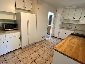 2302 Willow Creek Dr in Golden, CO - Building Photo - Building Photo