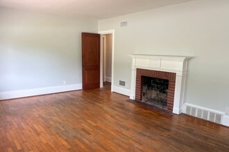 2309 Camellia Dr in Wilmington, NC - Foto de edificio - Building Photo