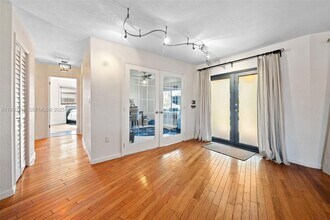 410 Sailboat Cir in Weston, FL - Building Photo - Building Photo