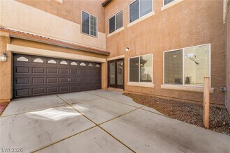 9372 Glendora Valley St in Las Vegas, NV - Building Photo - Building Photo