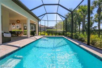 9716 Everglades Dr in Naples, FL - Building Photo - Building Photo