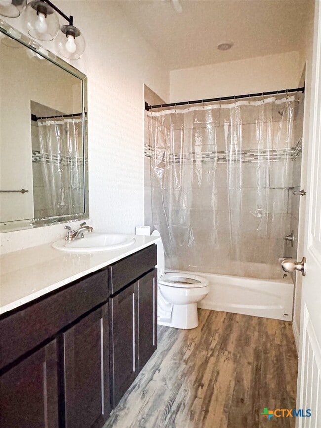 property at 4913 Rose Gdn Lp