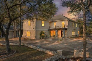 158 Uriah Dr in Elgin, TX - Building Photo