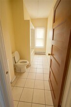 284 Massachusetts Ave in Providence, RI - Building Photo - Building Photo