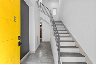 1512 Weber St in Houston, TX - Building Photo - Building Photo