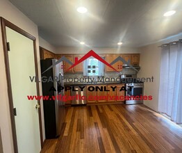2734 40th Pl-Unit -Unit East in Highland, IN - Building Photo - Building Photo