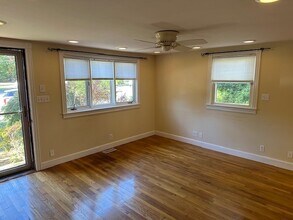 25 Mountain Rd in Waltham, MA - Building Photo - Building Photo