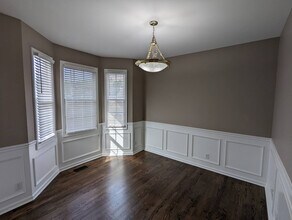 Room in House on College Ave in Durham, NC - Building Photo - Building Photo