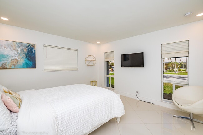 property at 1510 SE 14th Ct