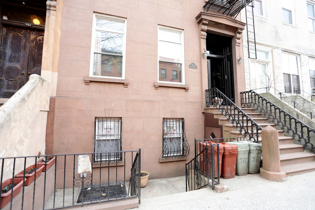 563 Henry St in Brooklyn, NY - Building Photo - Building Photo