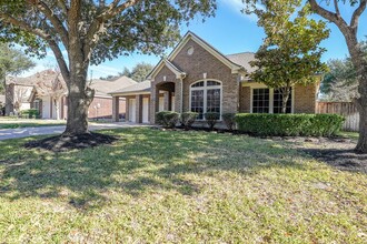 8706 Melting Shadows Ln in Houston, TX - Building Photo - Building Photo