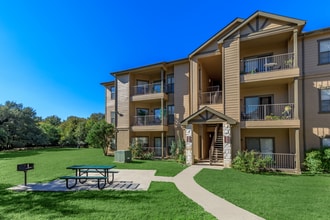 The Arboretum in San Antonio, TX - Foto de edificio - Building Photo