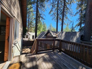 7020 Yaho Ave in Tahoe Vista, CA - Building Photo - Building Photo