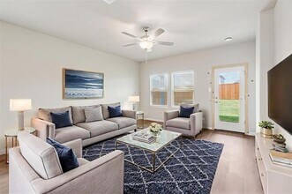 512 Blanton St in McKinney, TX - Building Photo - Building Photo