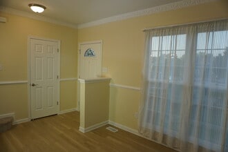 5218 Castlestone Dr in Rosedale, MD - Building Photo - Building Photo