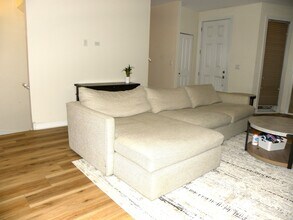 57 Northfield Terrace in Wheeling, IL - Building Photo - Building Photo