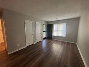 3432 Tellico Dr in Memphis, TN - Foto de edificio - Building Photo