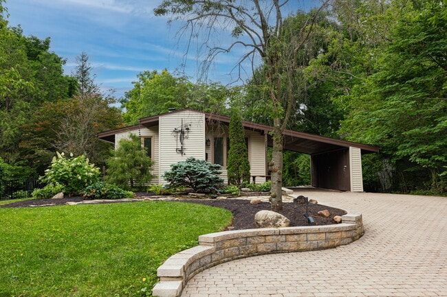 property at 2349 Eastcleft Dr