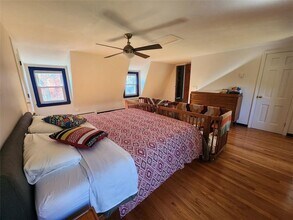 275 S Pierce Rd in East Greenwich, RI - Building Photo - Building Photo